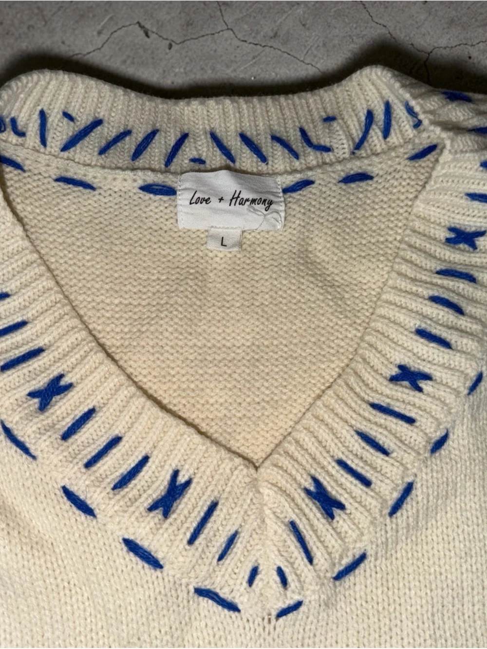 Love + Harmony Ivory Knit Sweater Vest Blue Whipstitch Trim Sz L
